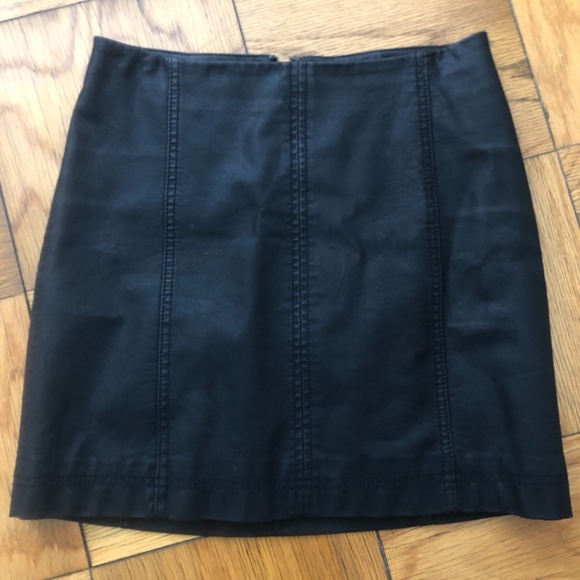 Free people mini leather skirt - Picture 3 of 5